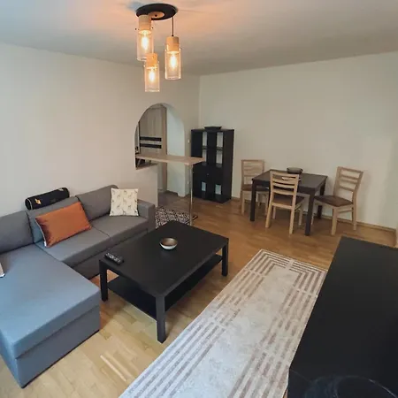 Vrana Apartment, V Tichej Lokalite, Centrum 10 Min, Zvierata A Deti Vitane * Попрад