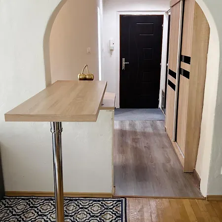 Διαμέρισμα Vrana Apartment, V Tichej Lokalite, Centrum 10 Min, Zvierata A Deti Vitane