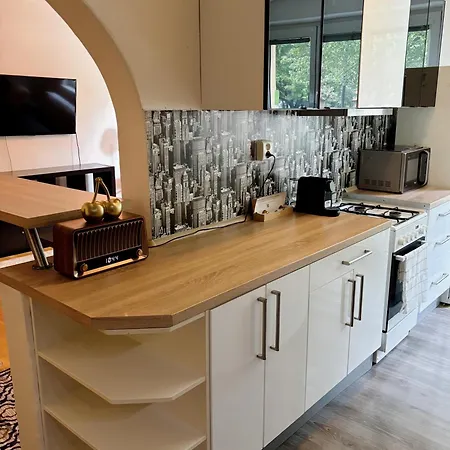 Vrana Apartment, V Tichej Lokalite, Centrum 10 Min, Zvierata A Deti Vitane Попрад