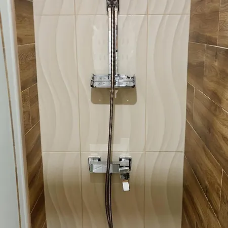 Vrana Apartment, V Tichej Lokalite, Centrum 10 Min, Zvierata A Deti Vitane Апартаменты
